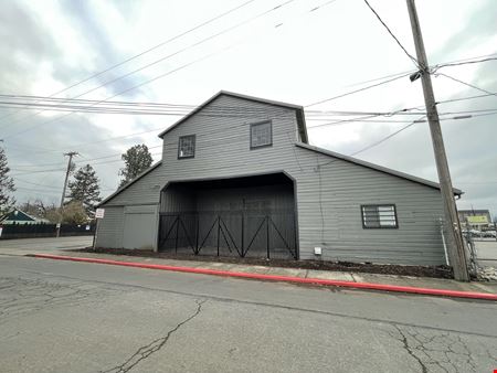 Small Warehouse w/ Office