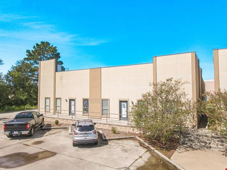 Spacious Office-Warehouse Suites ±0.4 Mile from I-12
