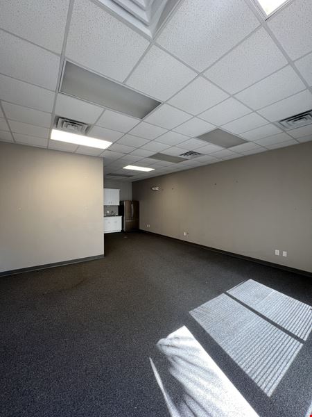 9481 Industrial Center Drive, Unit 5