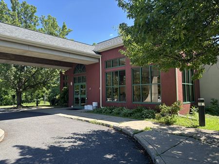 Office space for Sale at 1545-1547 Columbia Tpke in Castleton On Hudson