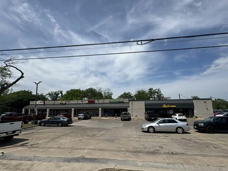 Retail space for Rent at 1300 Round Rock Avenue in Round Rock