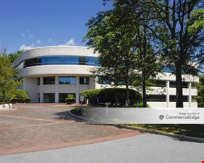 100 Northfield Drive