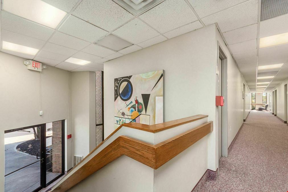 5180 E Main St, Entire 2820 sq ft Upper Floor