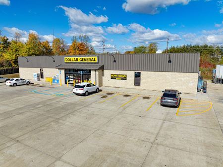 Retail space for Sale at Dollar General in Bedford