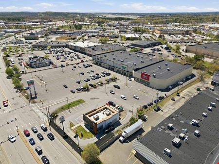 Manchester, NH - Manchester Run Shopping Center