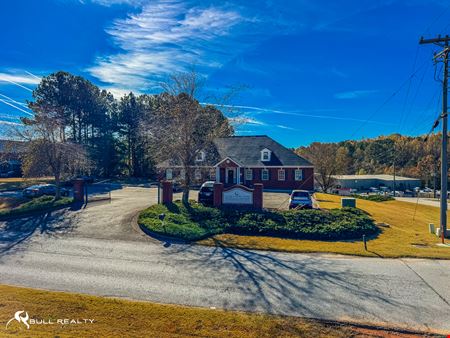 Freestanding Multi-Use Building | Sale or Lease | ±8,000 SF | ±4,000 SF Available