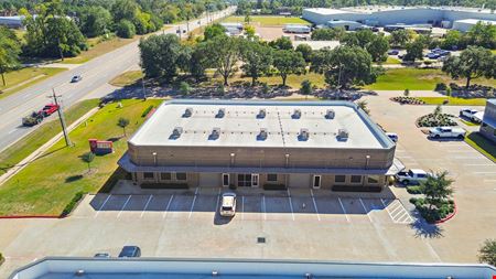Exceptional Office/Warehouse Investment Opportunity | Prime Conroe Location off Hwy 75/N. Frazier