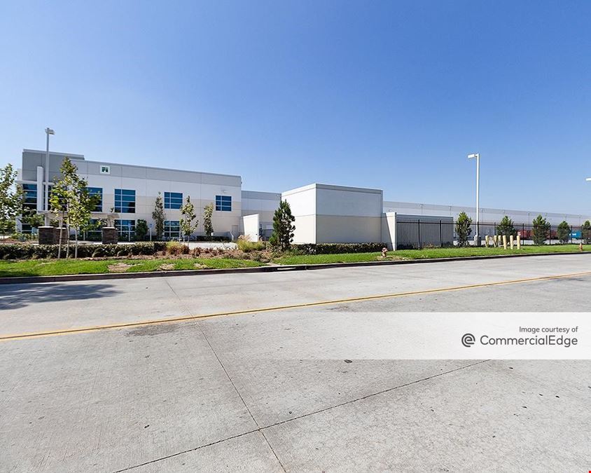 Cheli Distribution Center