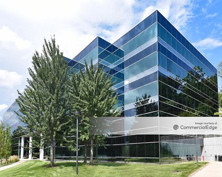 Office space for Rent at 12 Corporate Woods in Overland Park