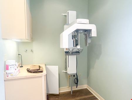 2,500 SF Dental Office Condo near Perkins & Siegen Intersection