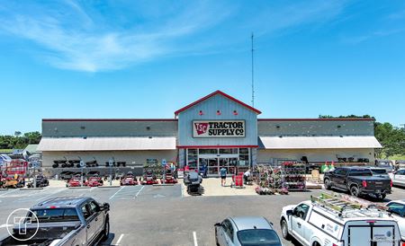 Retail space for Sale at Recently Extended Tractor Supply Company in Canton