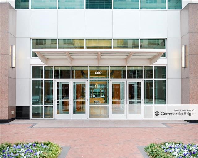 Legacy Town Center III
