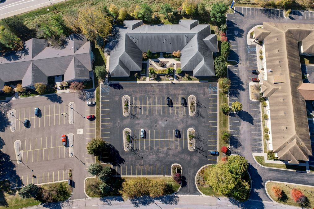 2175 University Park Dr, Okemos, MI 48864