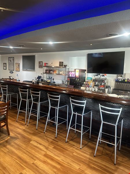 3807 Fort St (M-85), Restaurant with Outdoor Café
