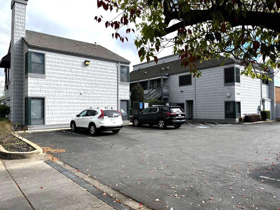 222 W Lockford St. #7