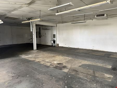 Flex / Office / Industrial Single Tenant Bldg