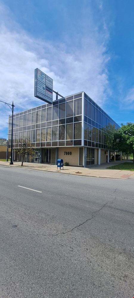 Office space for Sale at 100% Occupied | 12.3% Cap Office Investment Opportunity in Chicago