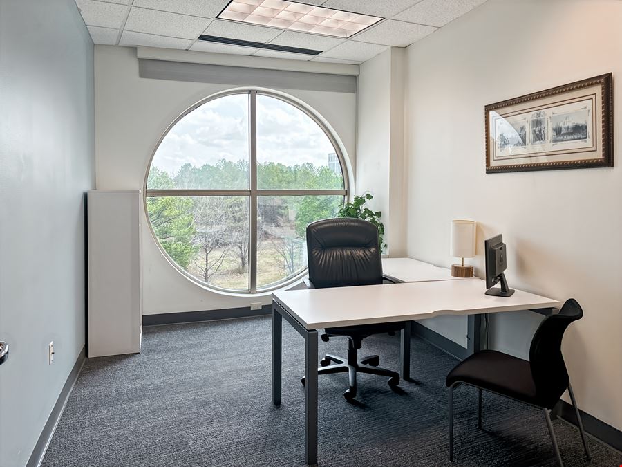 Regus - Memphis - Colonnade