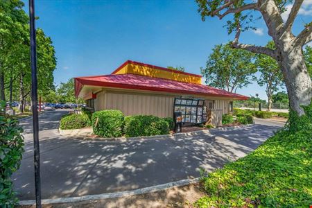 Freestanding Drive-Thru Restaurant Building in Visalia, CA