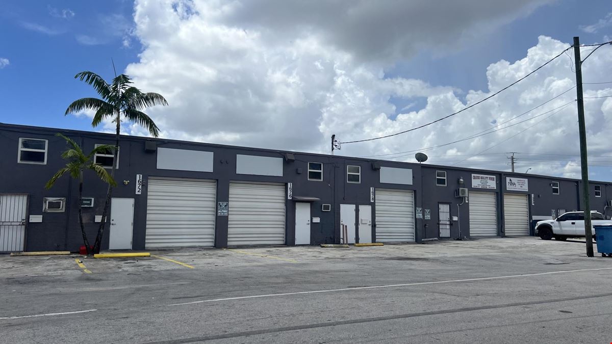1620 W 31st Place