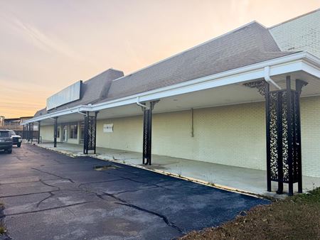 Industrial space for Rent at Vacant Big Box for Lease in Hattiesburg
