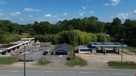 1012 E Shockley Ferry Rd