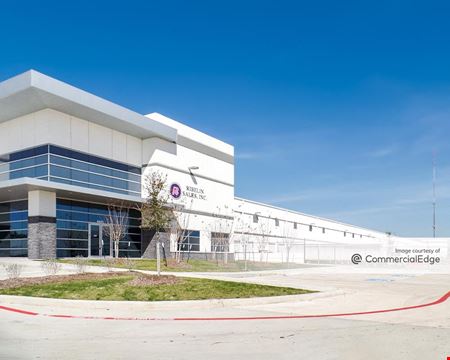 Commercial space at Fallbrook Pines Business Park - Building 4 in Houston