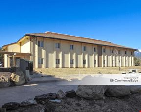 Lake Plaza Professional Center
