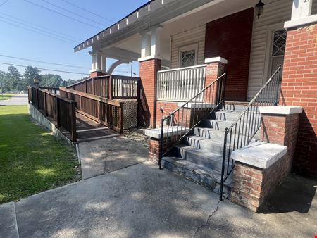 2,519 SF Office Building on 0.48-Acre