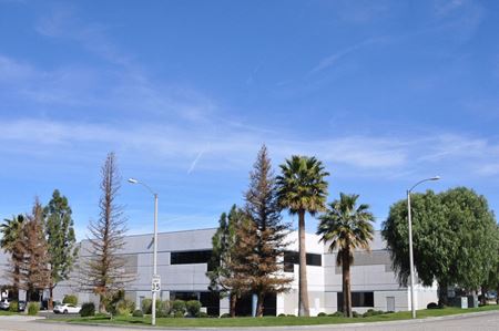 Industrial space for Rent at 18,617 SF Distribution/Manufacturing Building in Valencia