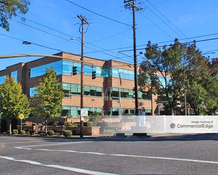 Office space for Rent at River Park Plaza in Portland