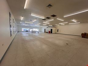 High-Visibility 5,000 SF Retail/Flex Space in Cadillac's North End Shopping District