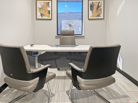 Regus - Bedford - Airport Freeway