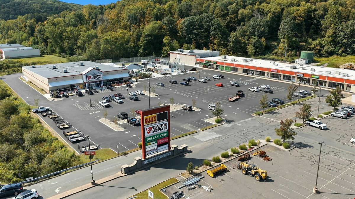 Mallory Brook Plaza