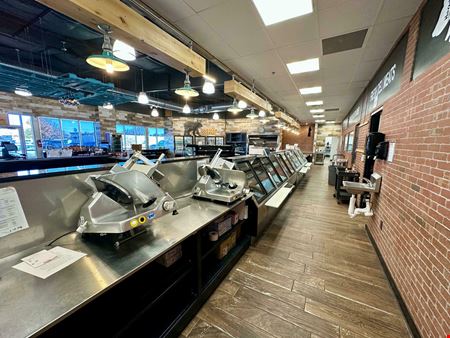 Winpark Place Retail Center - 6015 - 6103 Hillside