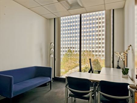 Regus - Century City