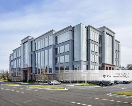 Office space for Rent at Two Greenway Centre in Franklin