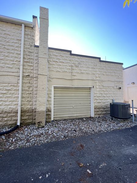 Holloway Professional Building