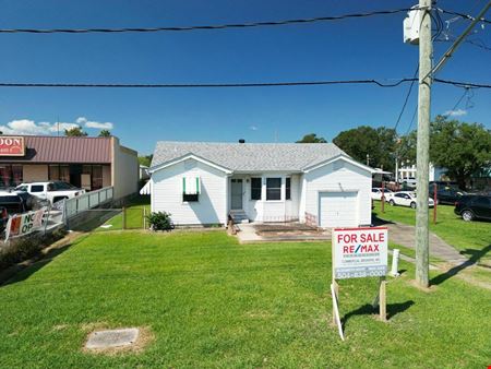 Office space for Sale at Commercially Zoned House with Paris Rd Frontage in Chalmette