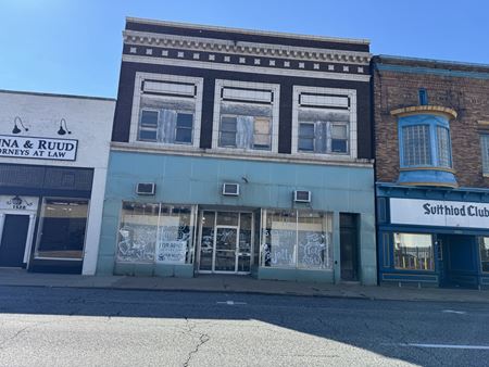 Office space for Sale at 1524 6th Ave in Moline