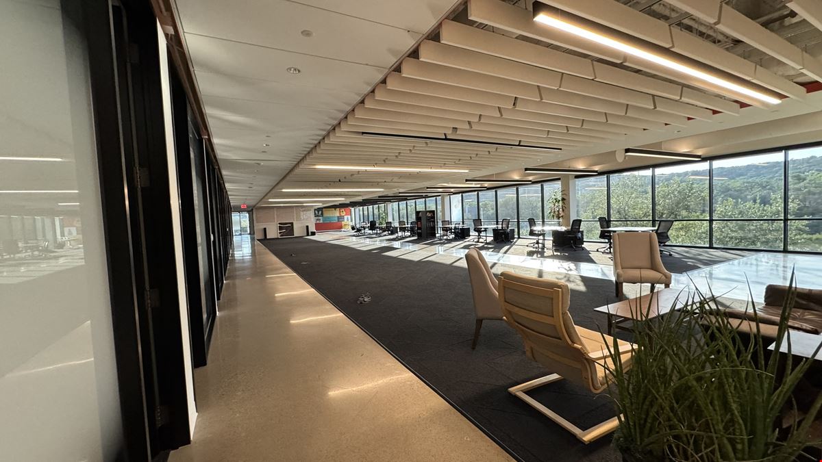 Buttross Coworking - Lakewood