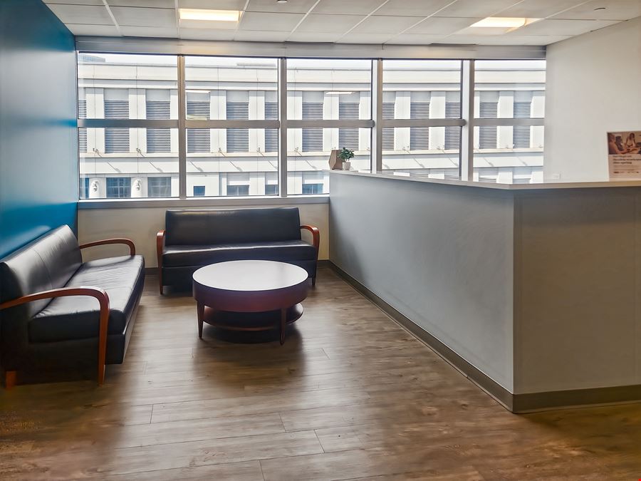 Regus - Denver - N Broadway