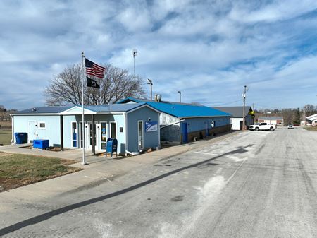 Retail space for Sale at PLEASANT DALE BAR in Pleasant Dale