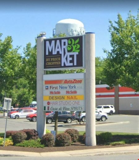 Prime Retail at Market 32 Anchored Shopping Center
