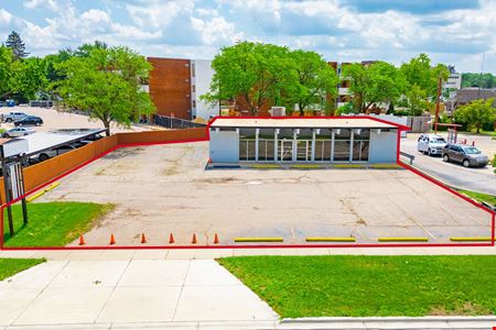 3115 W 13 Mile Rd