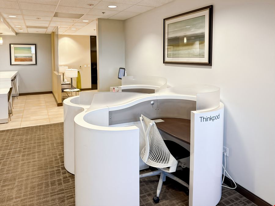 Regus - Miami Lakes - West