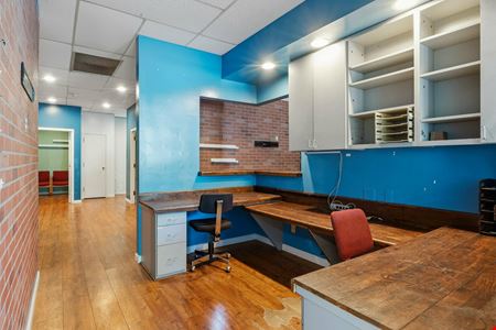 Retail Condo in Oakton For Sale