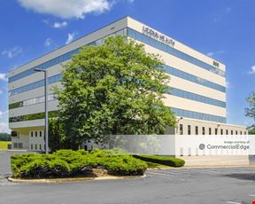 800 Connecticut Blvd