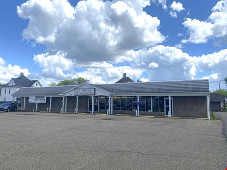 Office space for Sale at 725 Main Ave W - 5,500 SQ.FT. RETAIL BLDG in Massillon