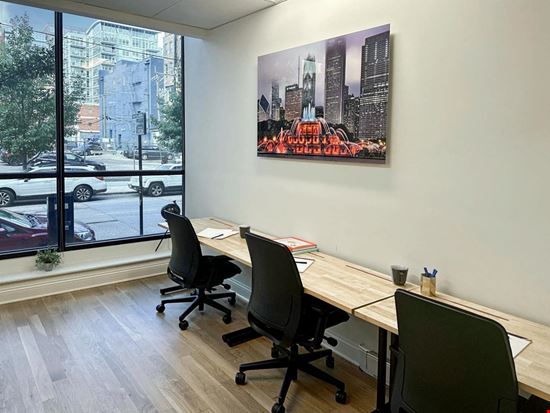 Regus - Chicago - N Green St
